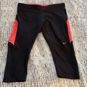Crop Nike workout pants